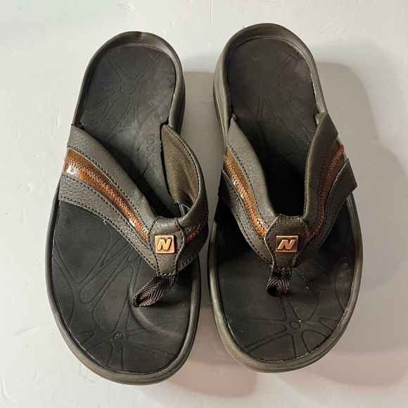 New Balance Men’s Rock & Tone Brown Flip Flop Sandals - Sole is 10-10.3” - Picture 3 of 11